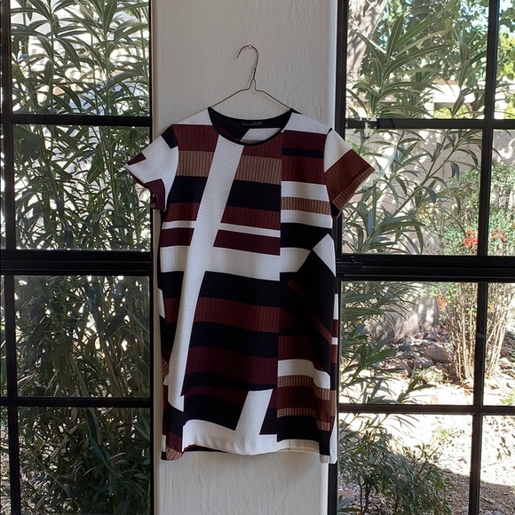 Zara Dress - Picture 1 of 3